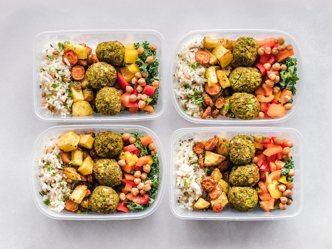 Many people like to prepare their meals in advance to help them stay on track.