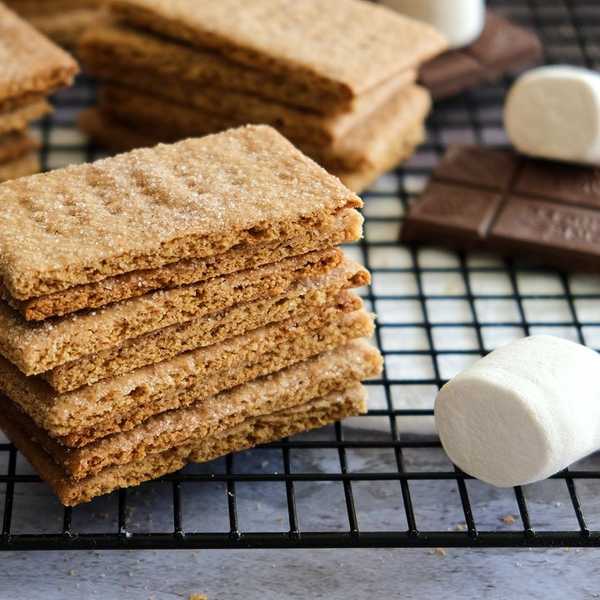 Made my own vegan graham crackers and they turned out amazingly well! They were also delicious in my